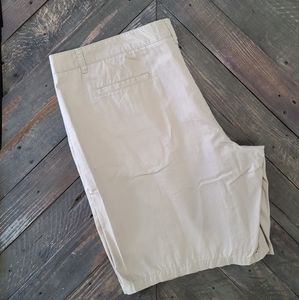 Women's Merona khaki shorts. Size 18